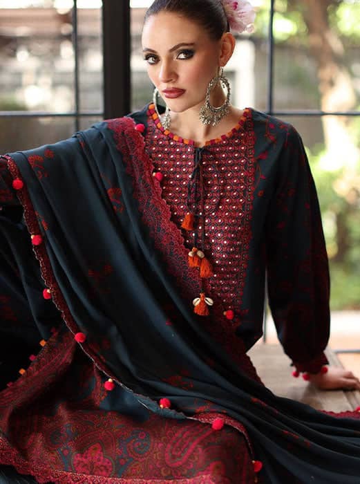 img_winter_pakistani_suits_awwal_boutique