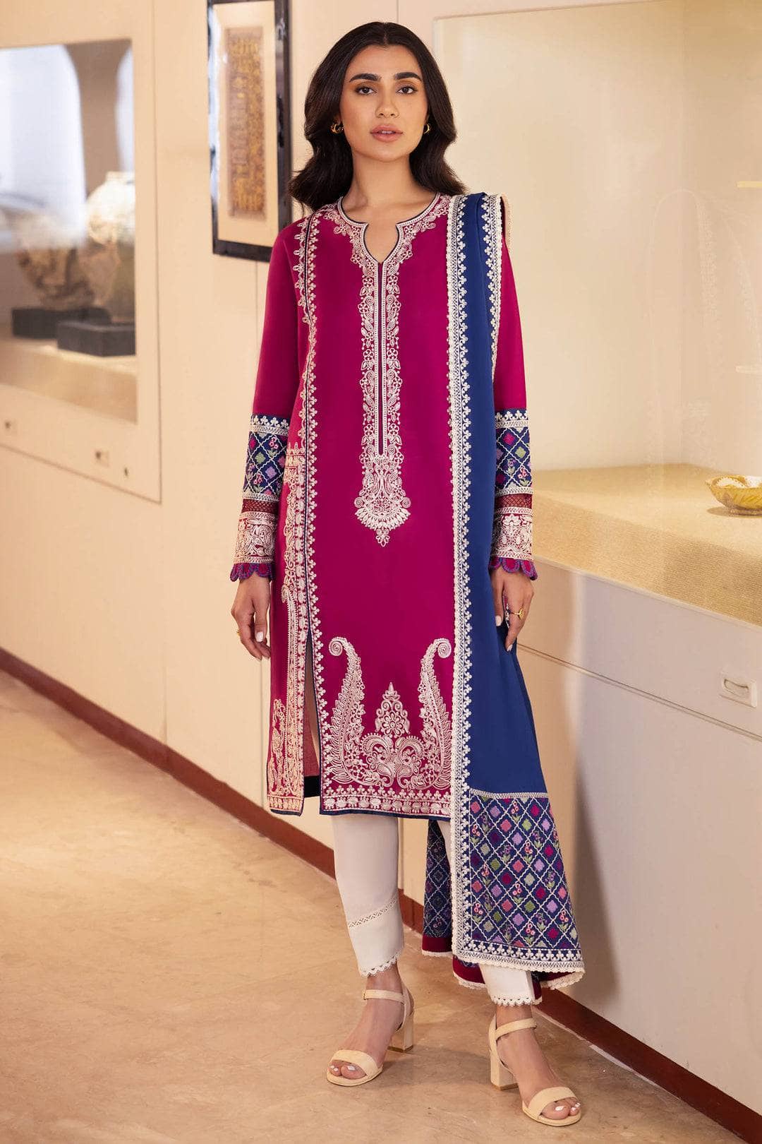 img_zaha_lawn_24_awwal_boutique
