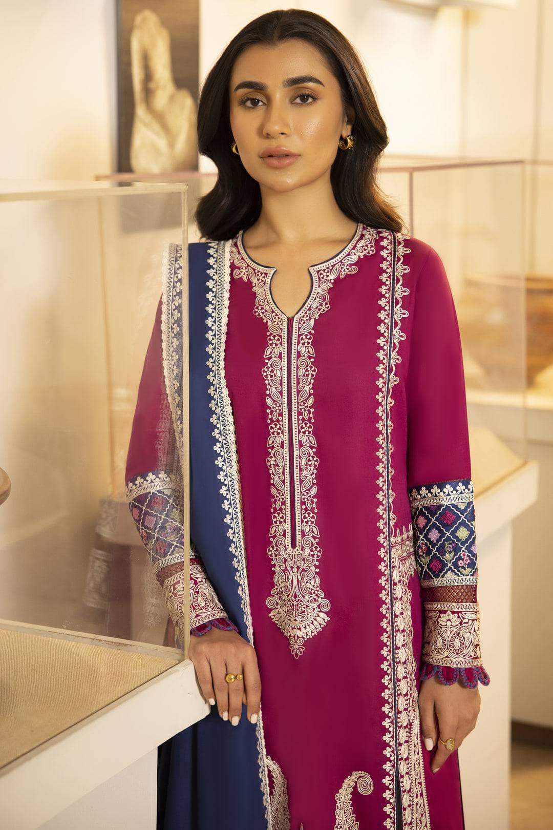 img_zaha_lawn_24_awwal_boutique