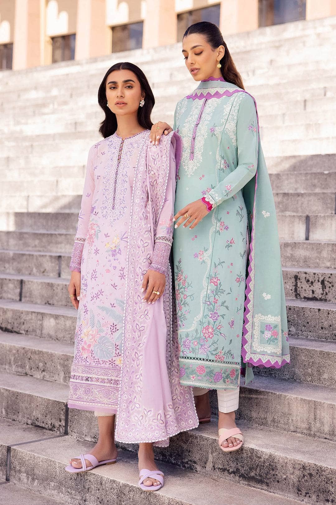 img_zaha_lawn_24_awwal_boutique
