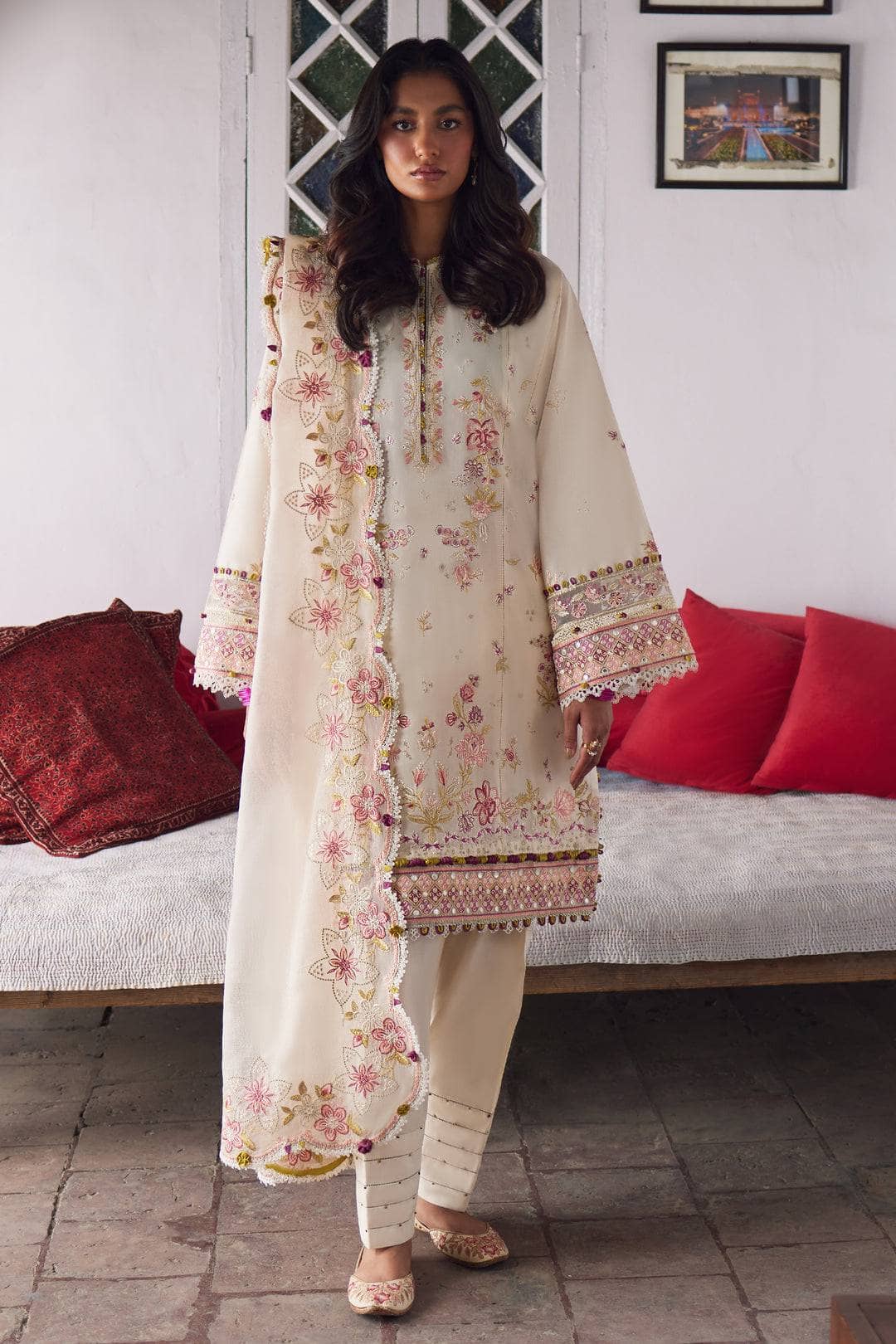img_zaha_festive_lawn_awwal_boutique