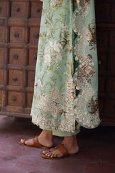 img_zaha_festive_lawn_awwal_boutique