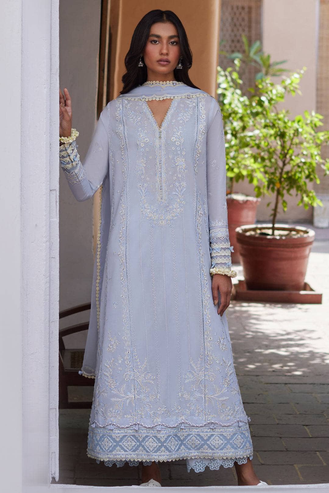 img_zaha_festive_lawn_awwal_boutique