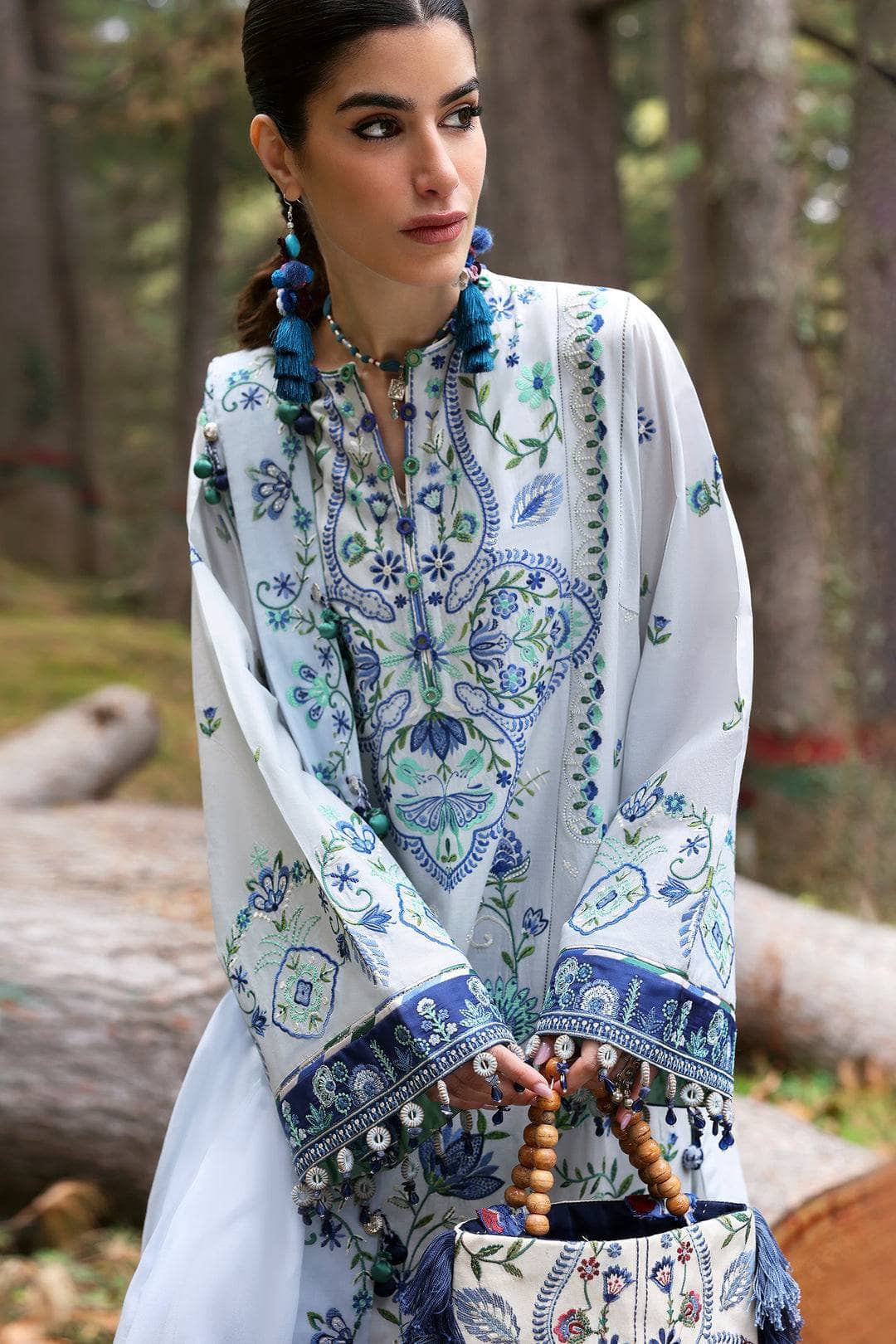 img_zaha_festive_lawn_neelum_awwal_boutique