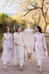 img_zaha_lawn_24_awwal_boutique