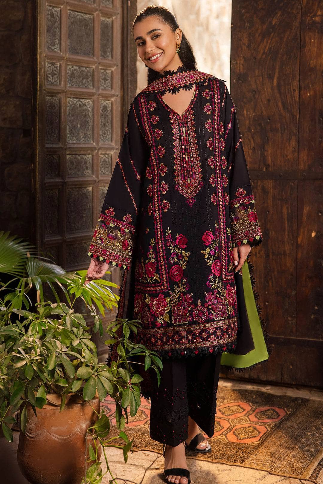 img_zaha_lawn_24_awwal_boutique
