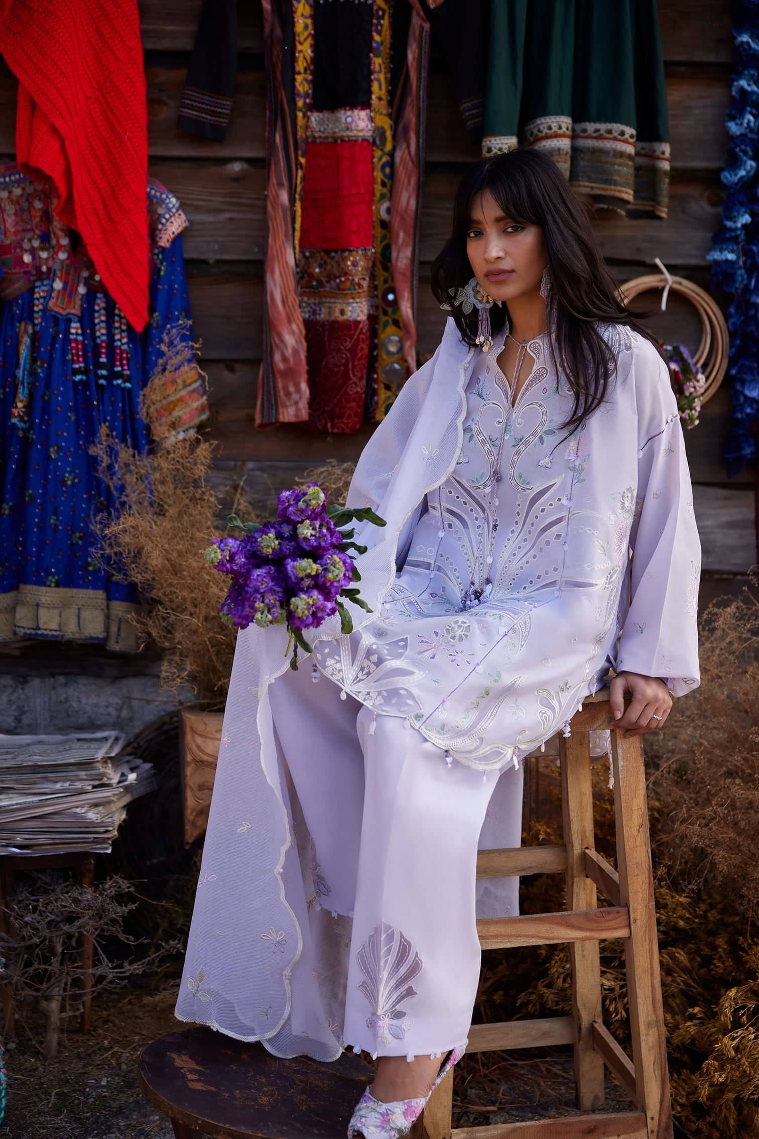 img_zaha_lawn_awwal_boutique