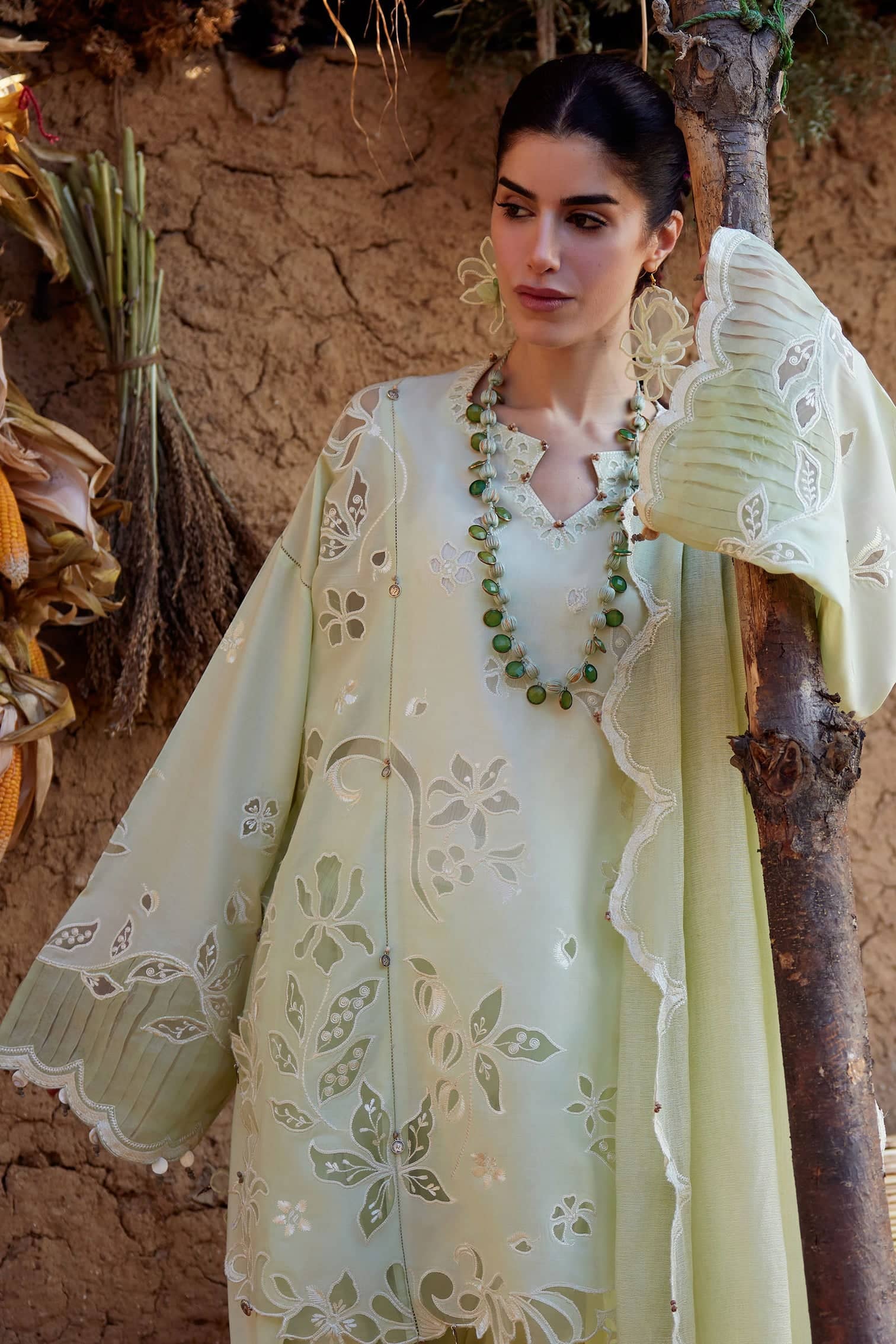 Zaha Meili Festive Lawn 26/TÁO RÓU 桃柔 (ZL26-14 B)