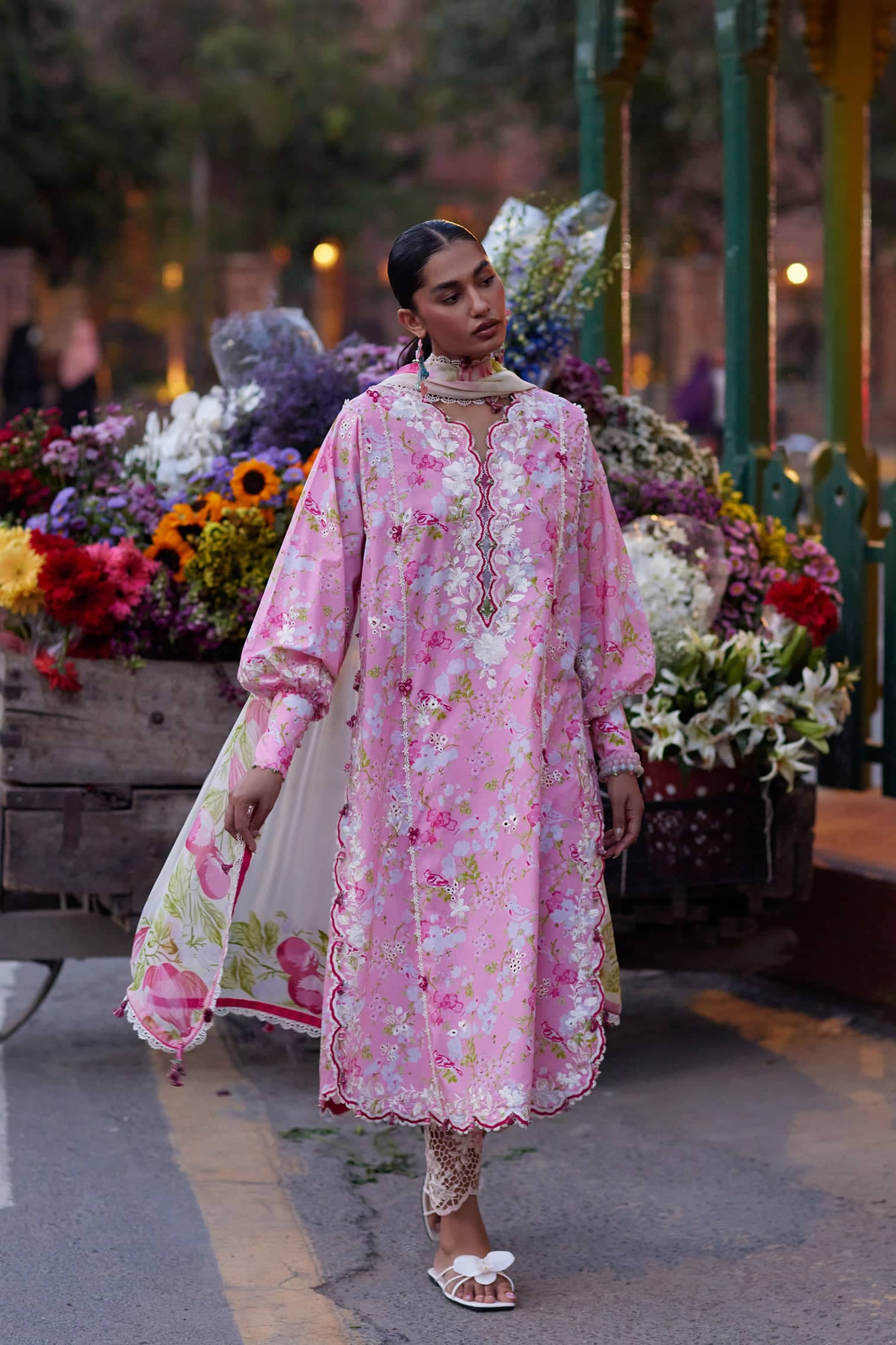 img_zaha_wildflower_awwal_boutique