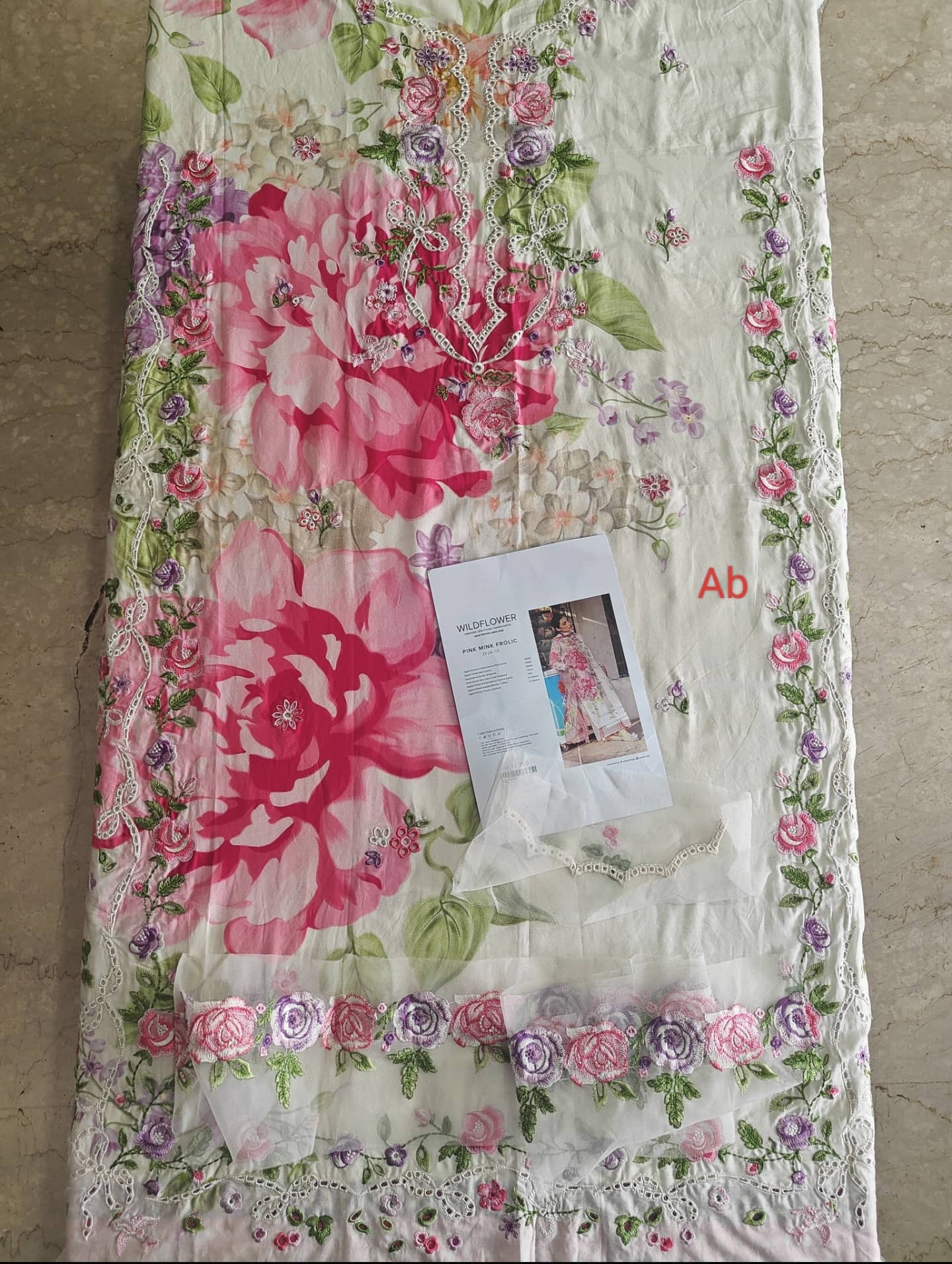 img_zaha_lawn_wildflower_awwal_boutique