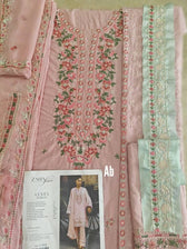 img_zaha_lawn_open_pic_awwal_boutique