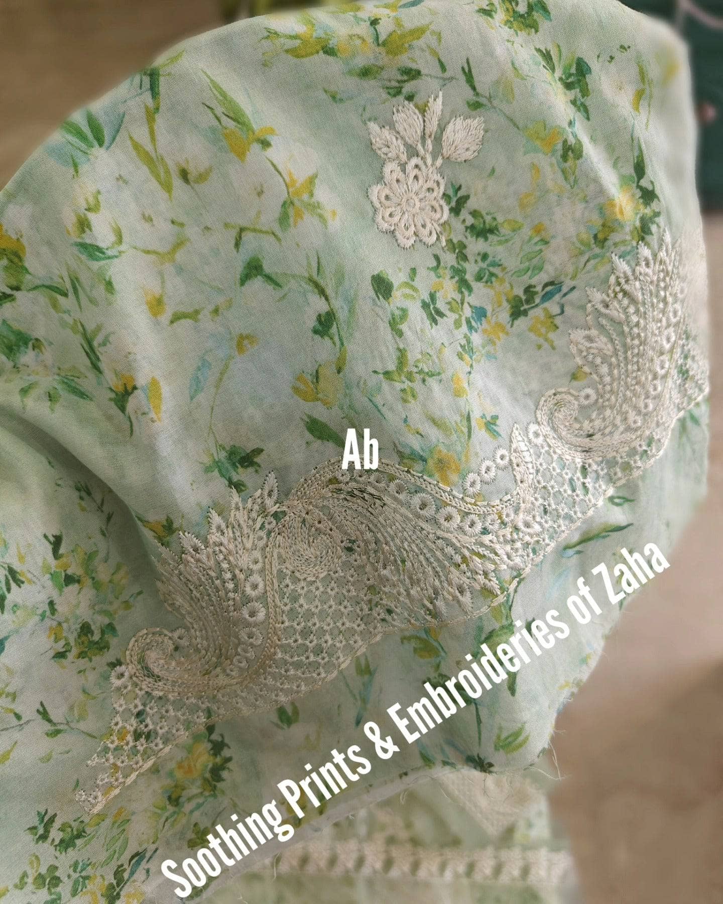 img_open_pic_zaha_lawn_24_awwal_boutique