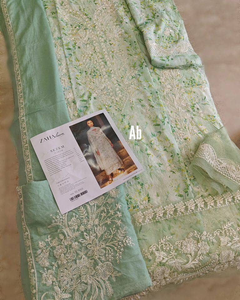 img_open_pic_zaha_lawn_24_awwal_boutique