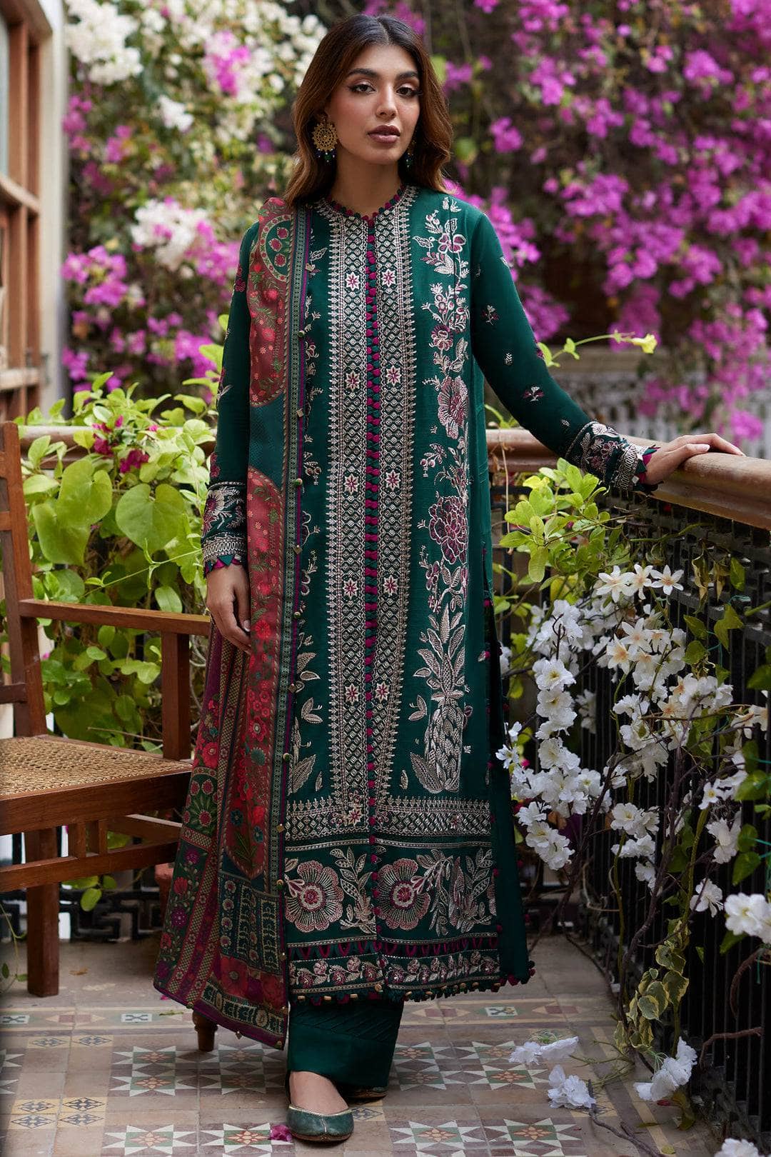 img_zaha_winter_23_awwal_boutique