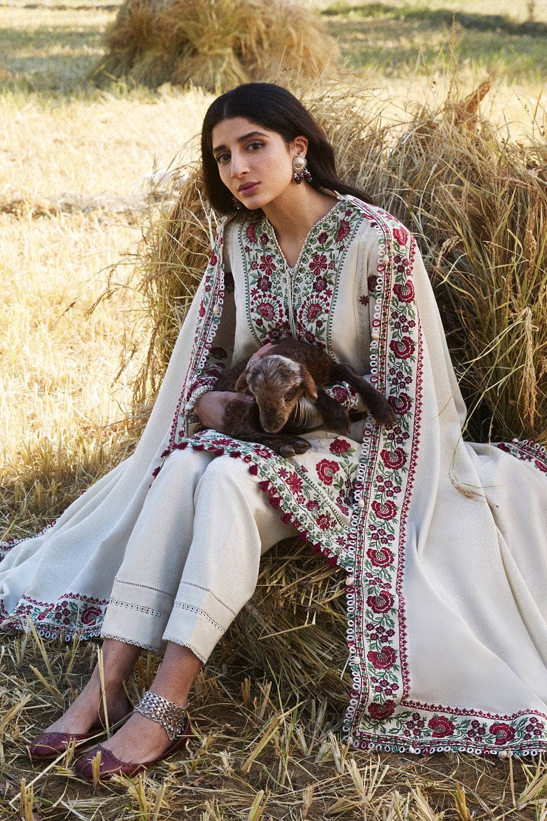 img_zaha_winter_24_awwal_boutique