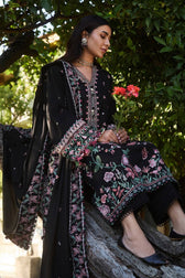 img_zaha_winter_24_awwal_boutique