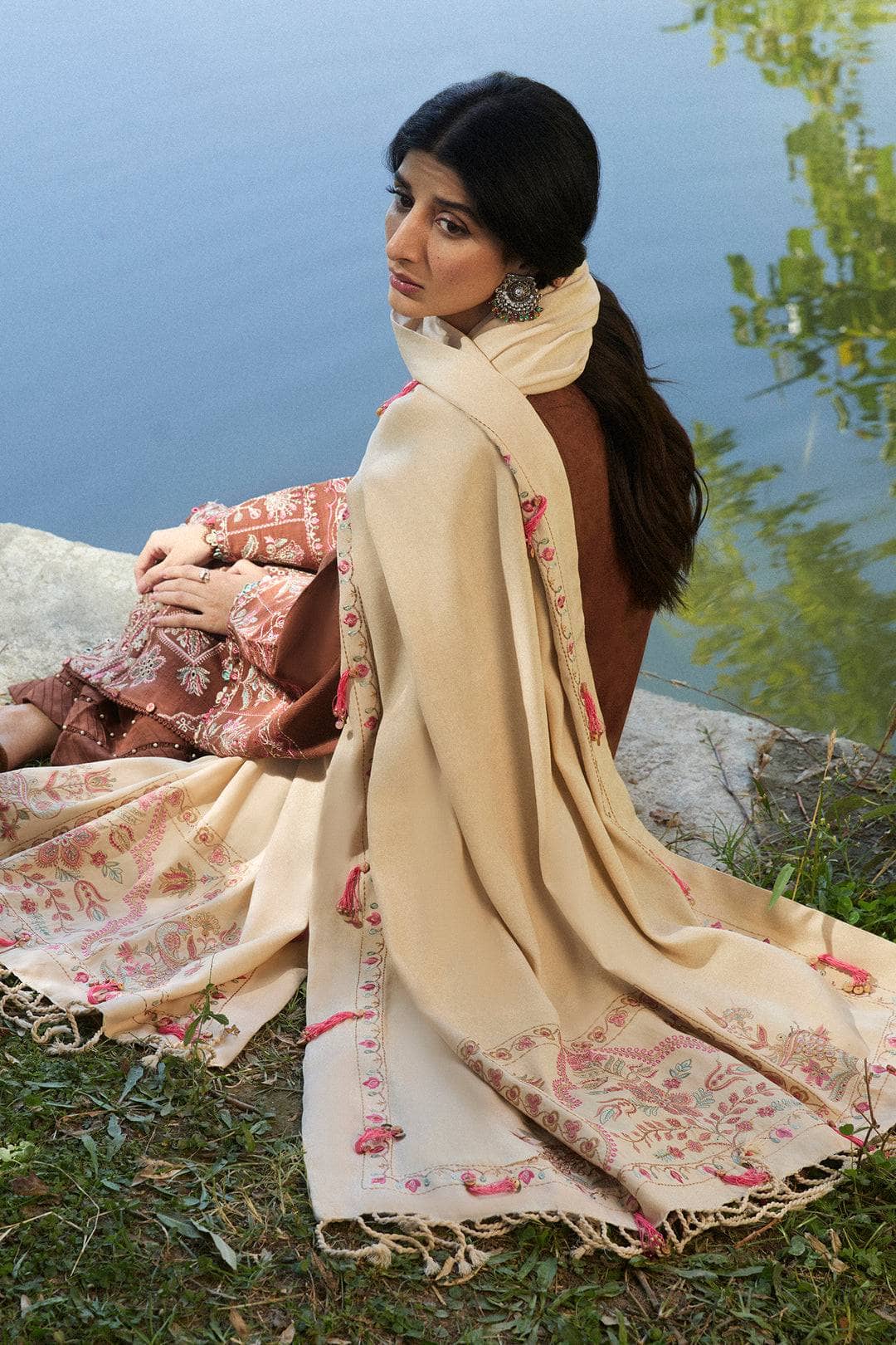 img_zaha_winter_24_awwal_boutique
