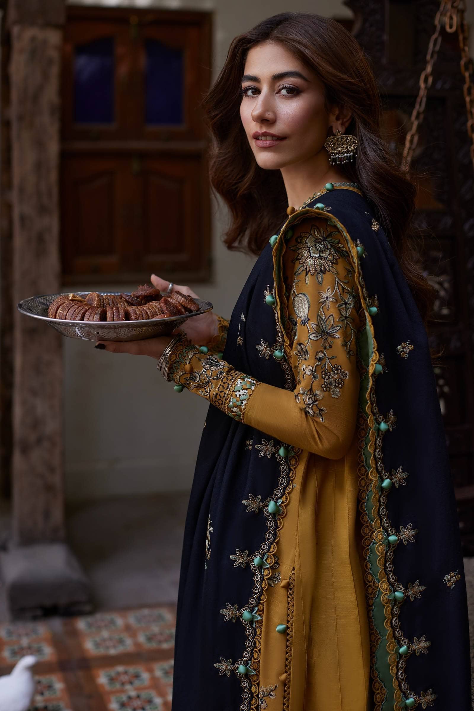 img_zaha_winter_23_awwal_boutique