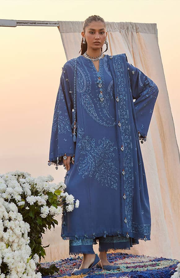 img_zaha_winter_awwal_boutique