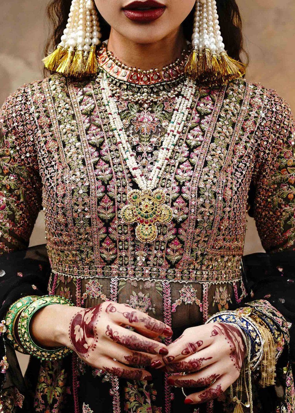 img_zaib_un_nisa_by_hussain_rehar_awwal_boutique
