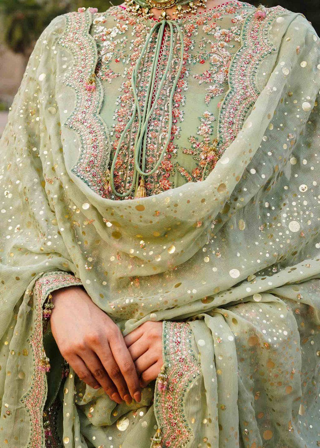 img_zaib_un_nisa_by_hussain_rehar_awwal_boutique