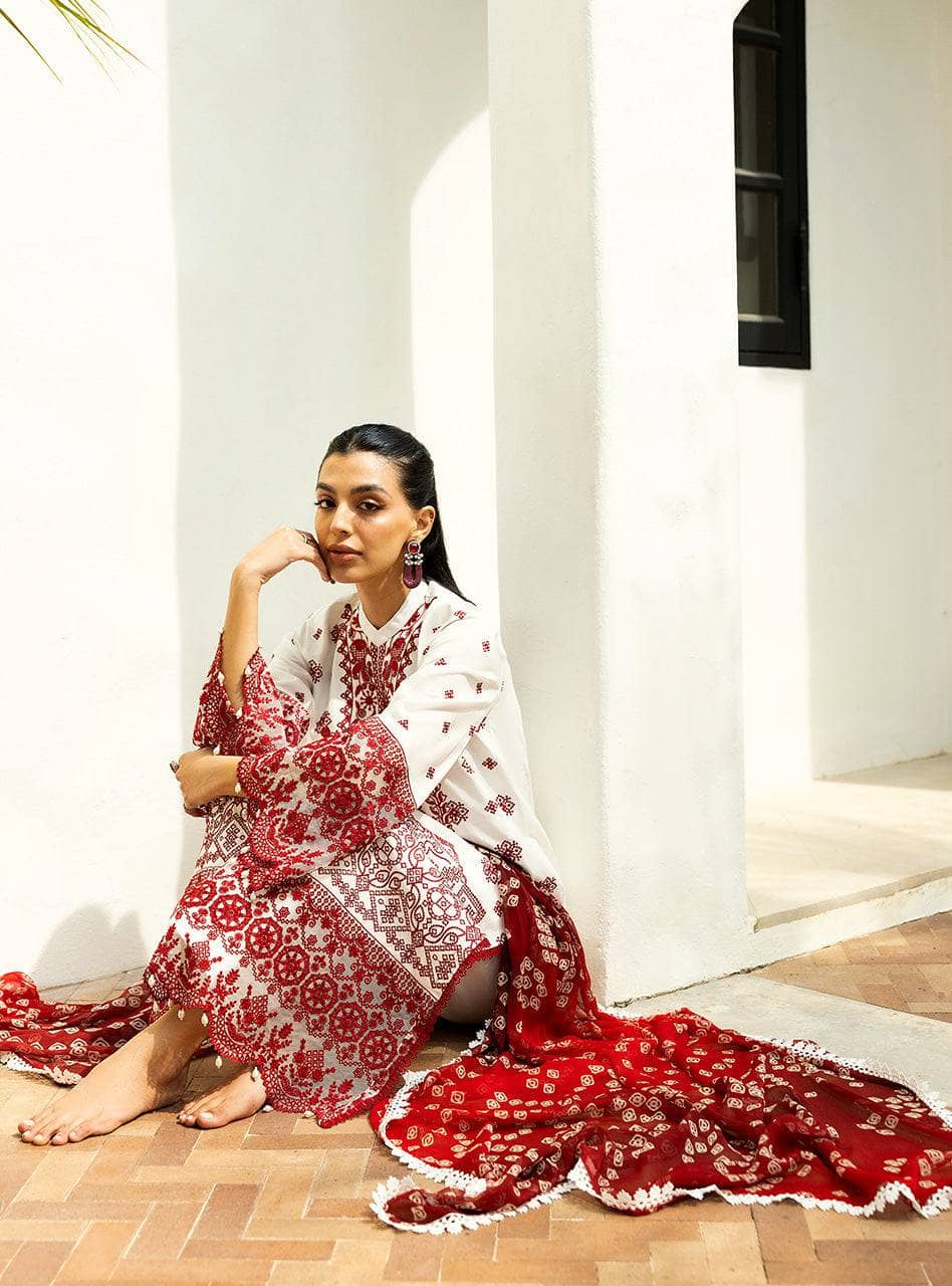 Zainab Chottani Lawn Pakistani Suit Zainab Chottani Chikankari Lawn 25/Reem 8B