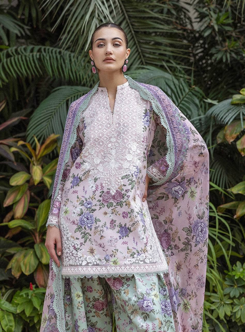 Zainab Chottani Tahra Lawn 25/Amere