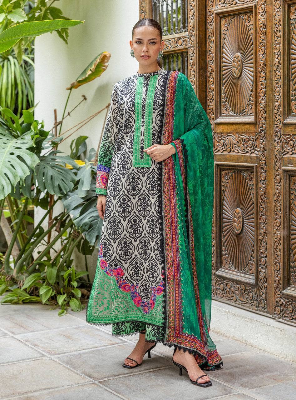 img_zainab_chottanil_lawn_awwal_boutique