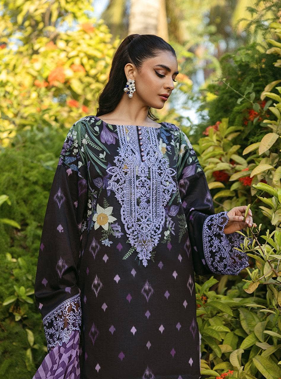 _zainab_chottani_tahra_lawn_awwal_boutique