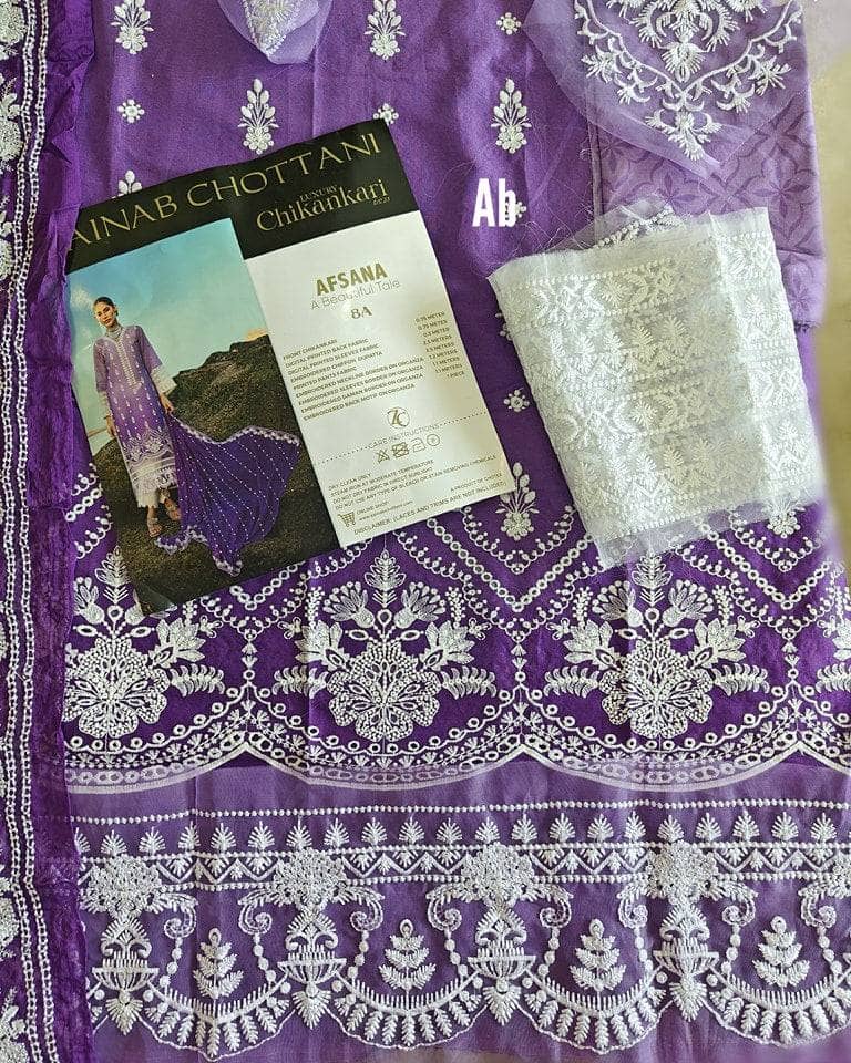 img_zainab_chottani_lawn_24_sale_awwal_boutique