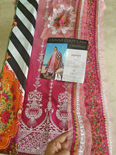 img_zainab_chottani_lawn_23_awwal_boutique