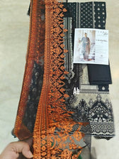 img_open_pic_zainab_chottani_awwal_boutique