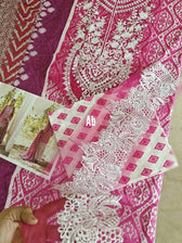 img_zainab_chottani_tahra_lawn_awwal_boutique