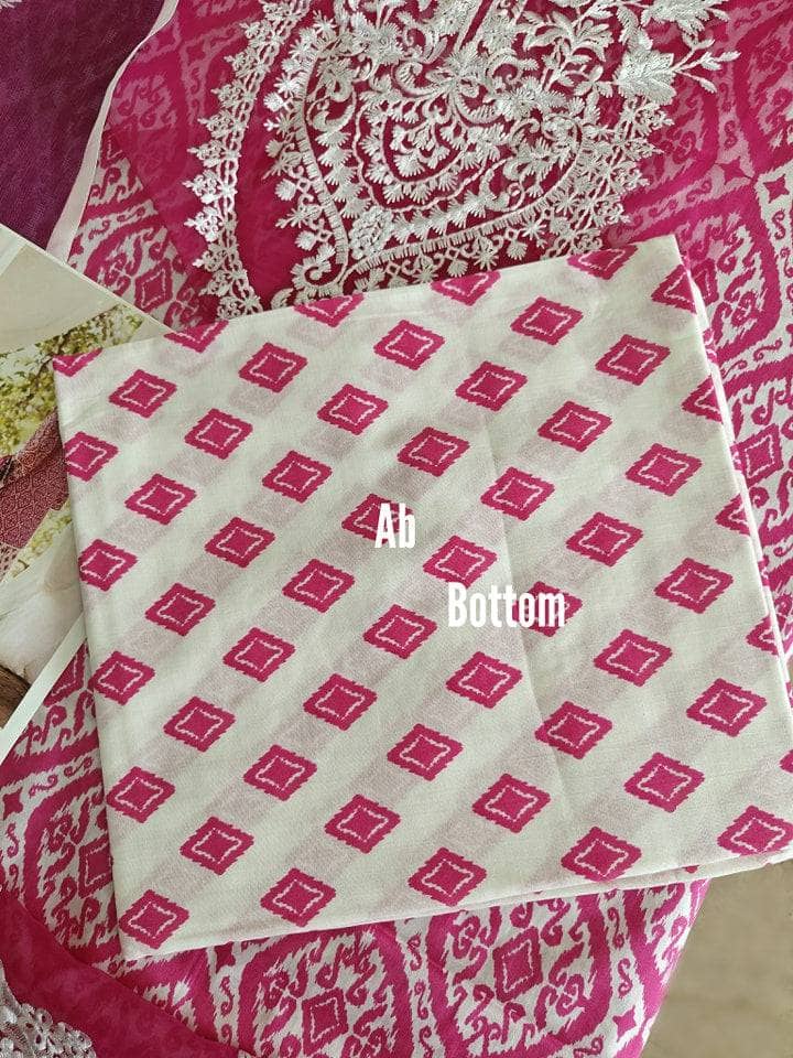 img_zainab_chottani_tahra_lawn_awwal_boutique