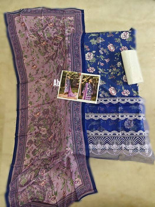 img_zainab_chottani_tahra_lawn_awwal_boutique