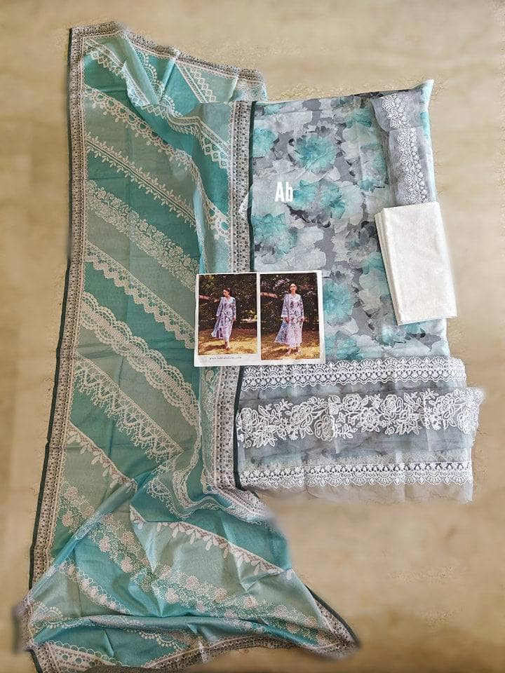 img_open_pic_zainab_chottani_awwal_boutique