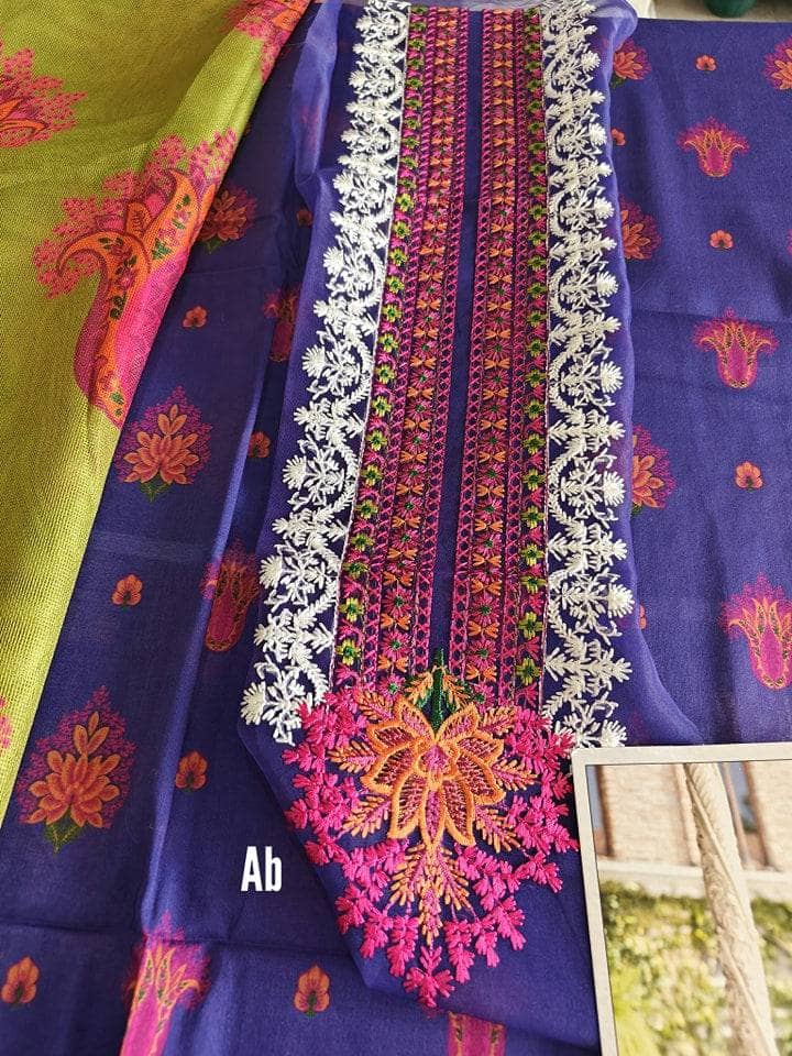 img_open_pic_zainab_chottani_awwal_boutique