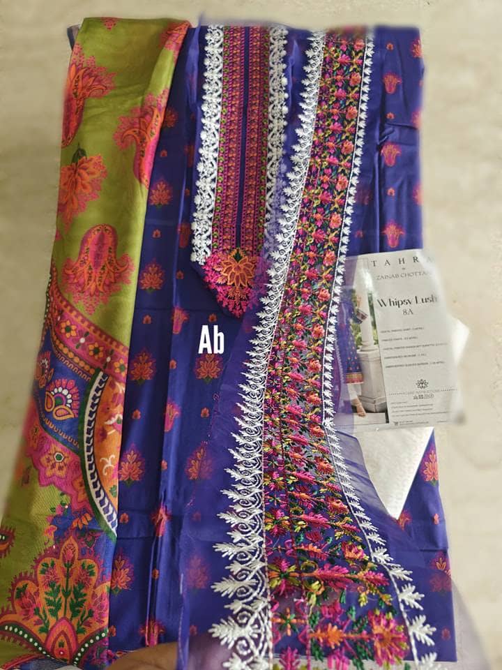 img_open_pic_zainab_chottani_awwal_boutique