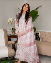 img_zainab_chottani_awwal_boutique