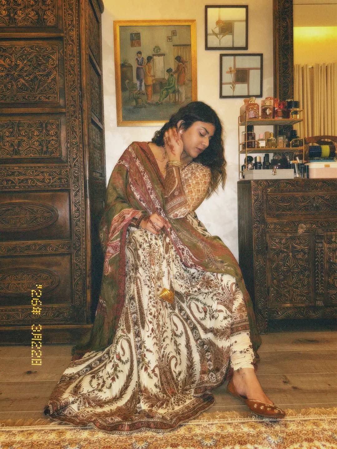 img_zara_shahjahan_anarkali_lawn_awwal_boutique