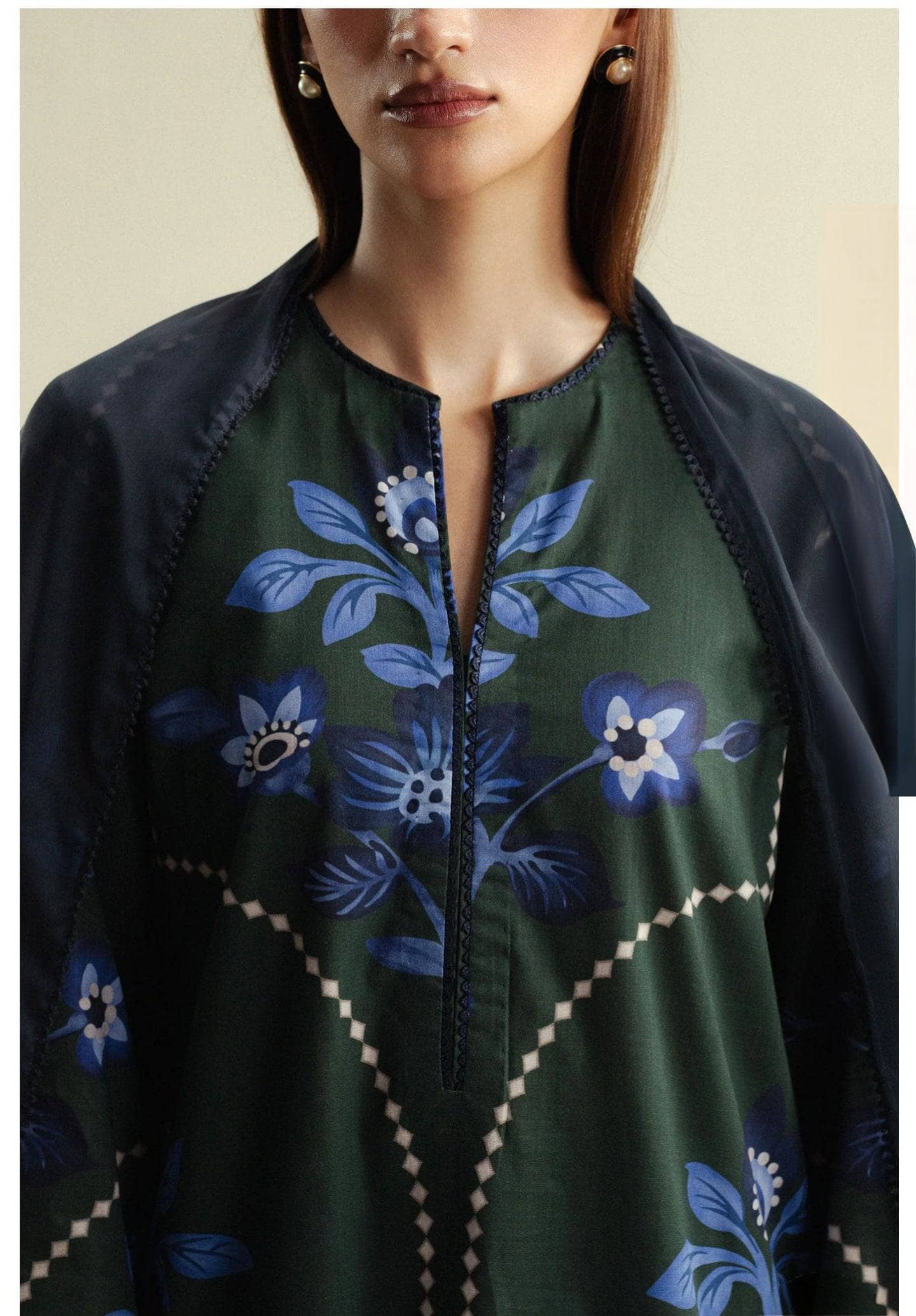 img_coco_fall_edit_zara_shahjahan_awwal_boutique