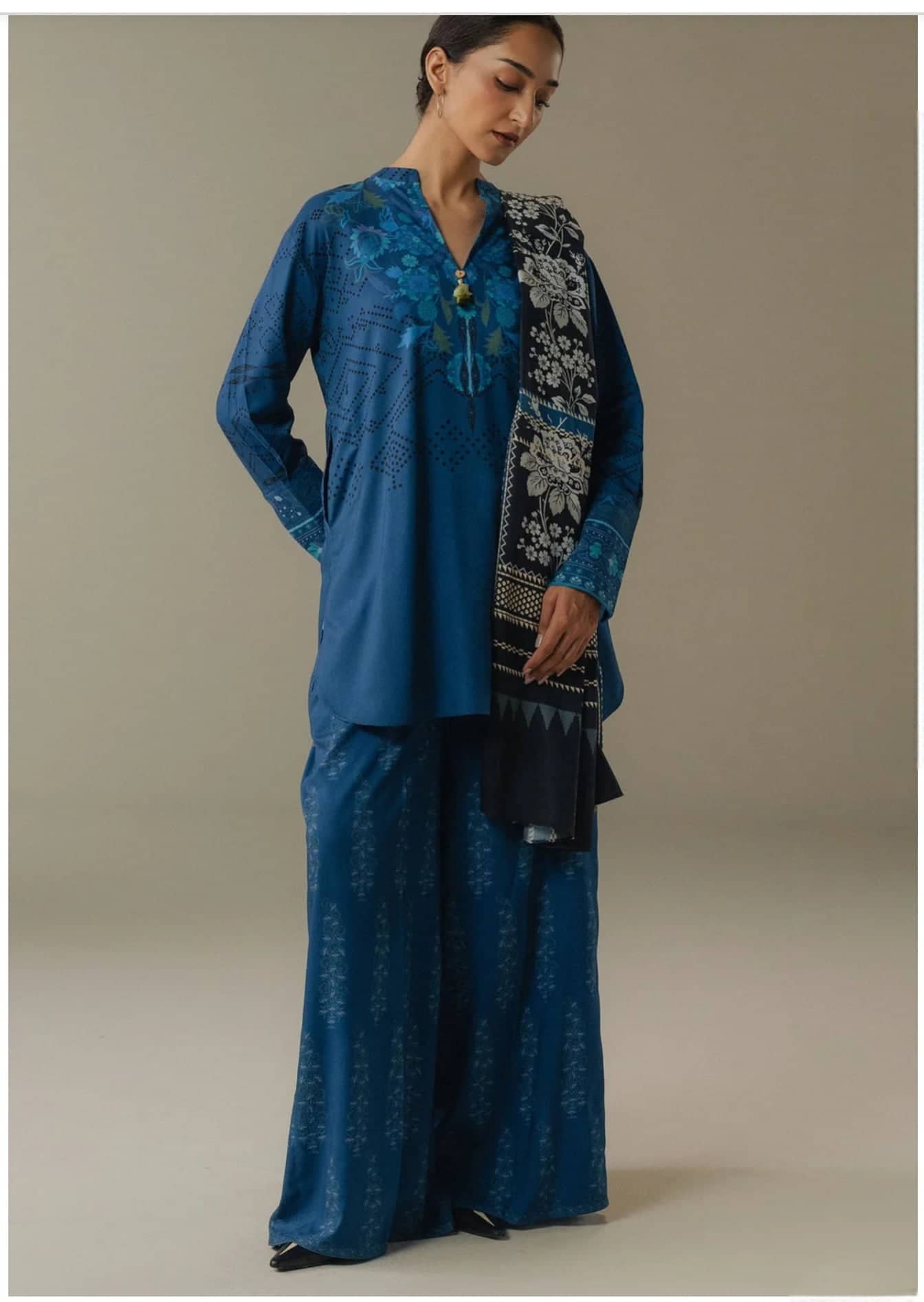 Zara Shahjahan Coco Fall Edit Lawn Pakistani Suits Zara Shahjahan Coco Prints 25/Vol 5/Terracotta Sky/9B