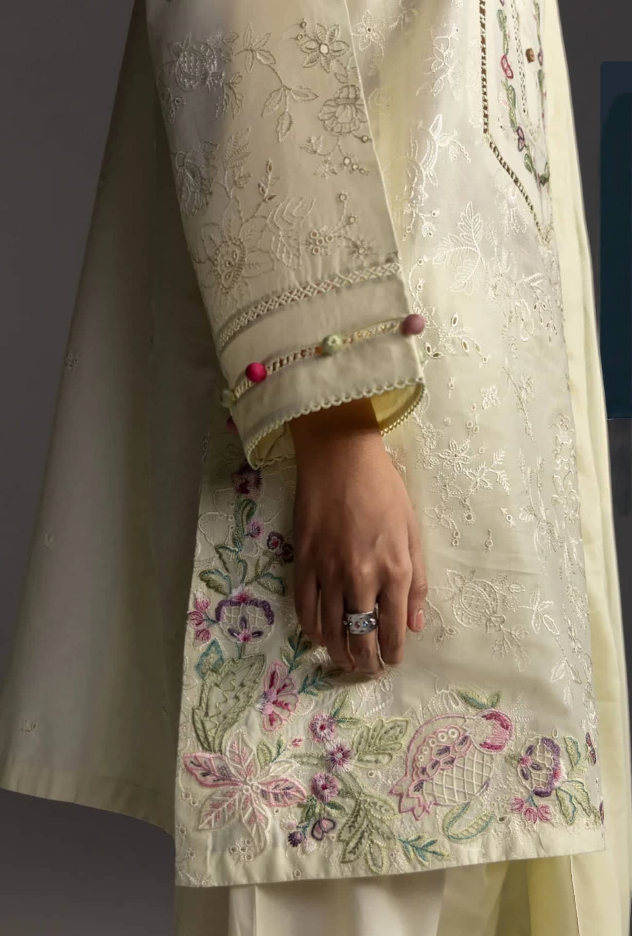 img_coco_lawn_by_zara_shahjahan_awwal_boutique