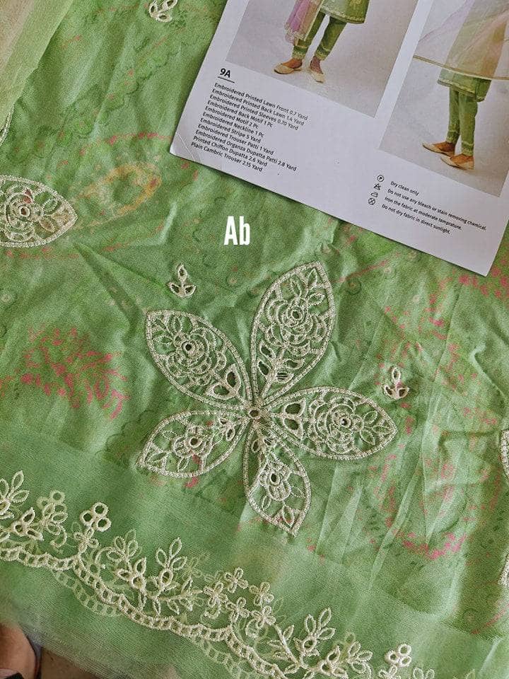 img_zara_shahjahan_coco_lawn_23_awwal_boutique