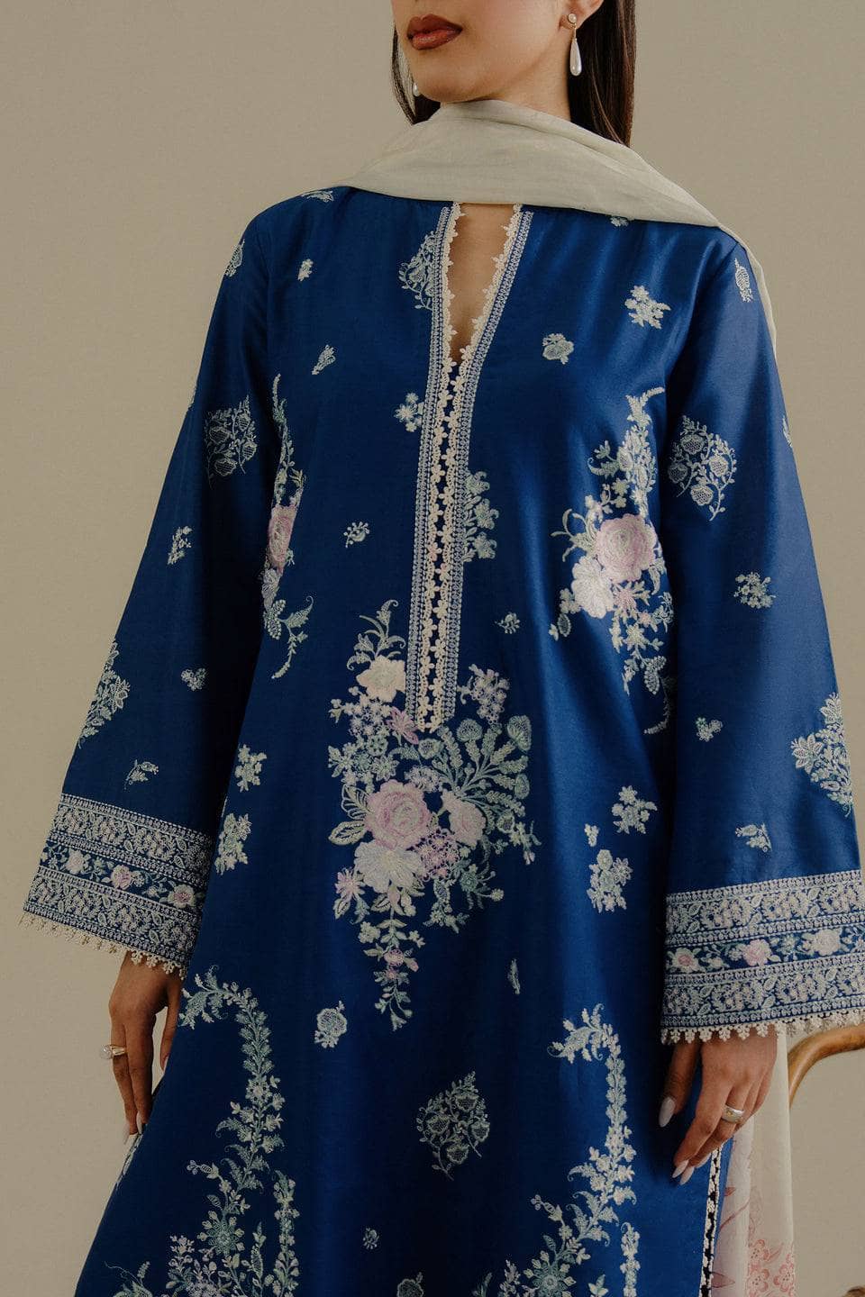 img_coco_by_zara_shahjahan_awwal_boutique