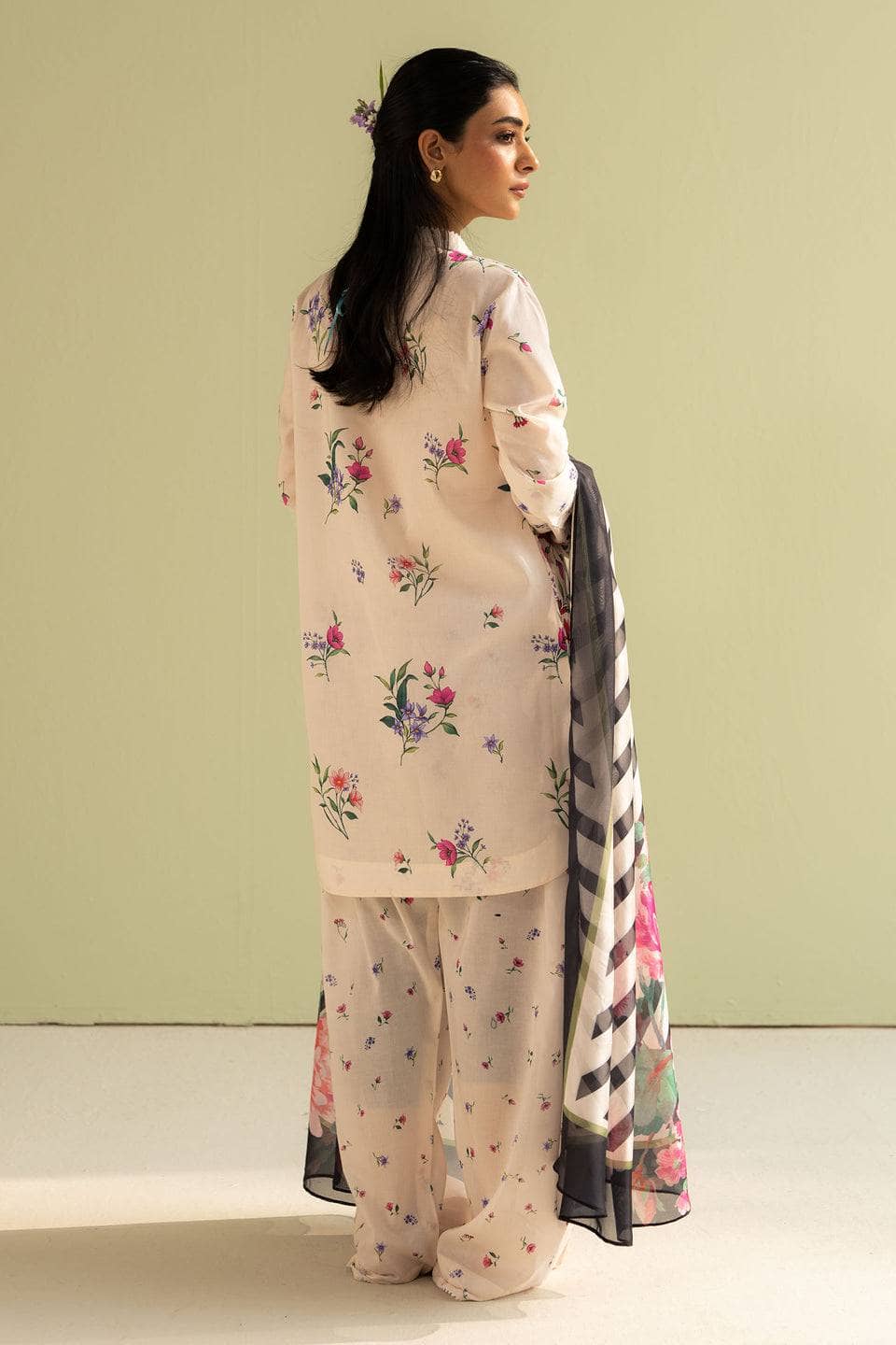 Zara Shahjahan Coco Prints Lawn Pakistani Suits Restocked/Zara Shahjahan Coco Prints 25/Reena-4B/Silk Dupatta