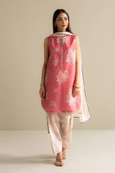 img_zara_shahjahan_coco_prints_awwal_boutique