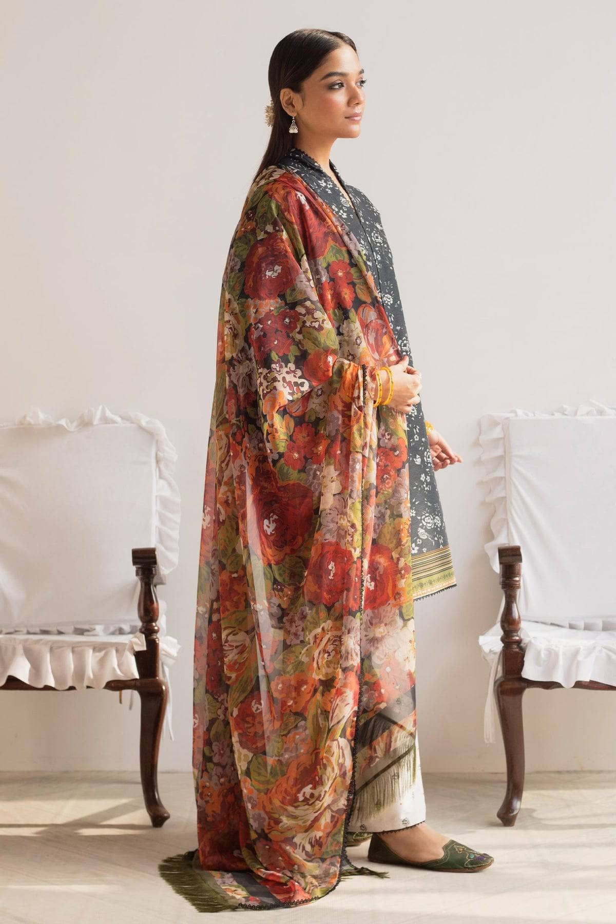 img_zara_shahjahan_coco_prints_awwal_boutique