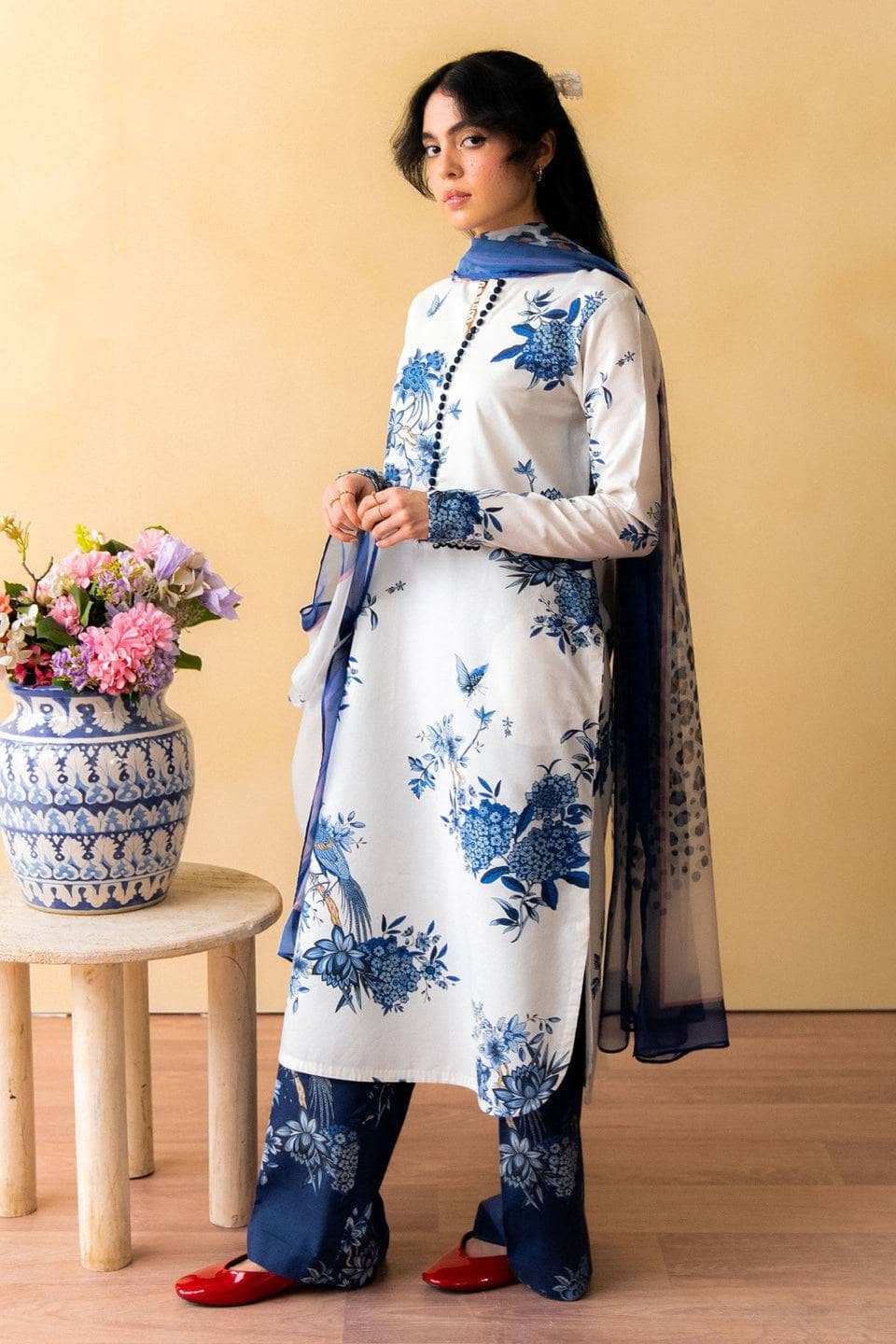 img_zara_shahjahan_coco_prints_awwal_boutique