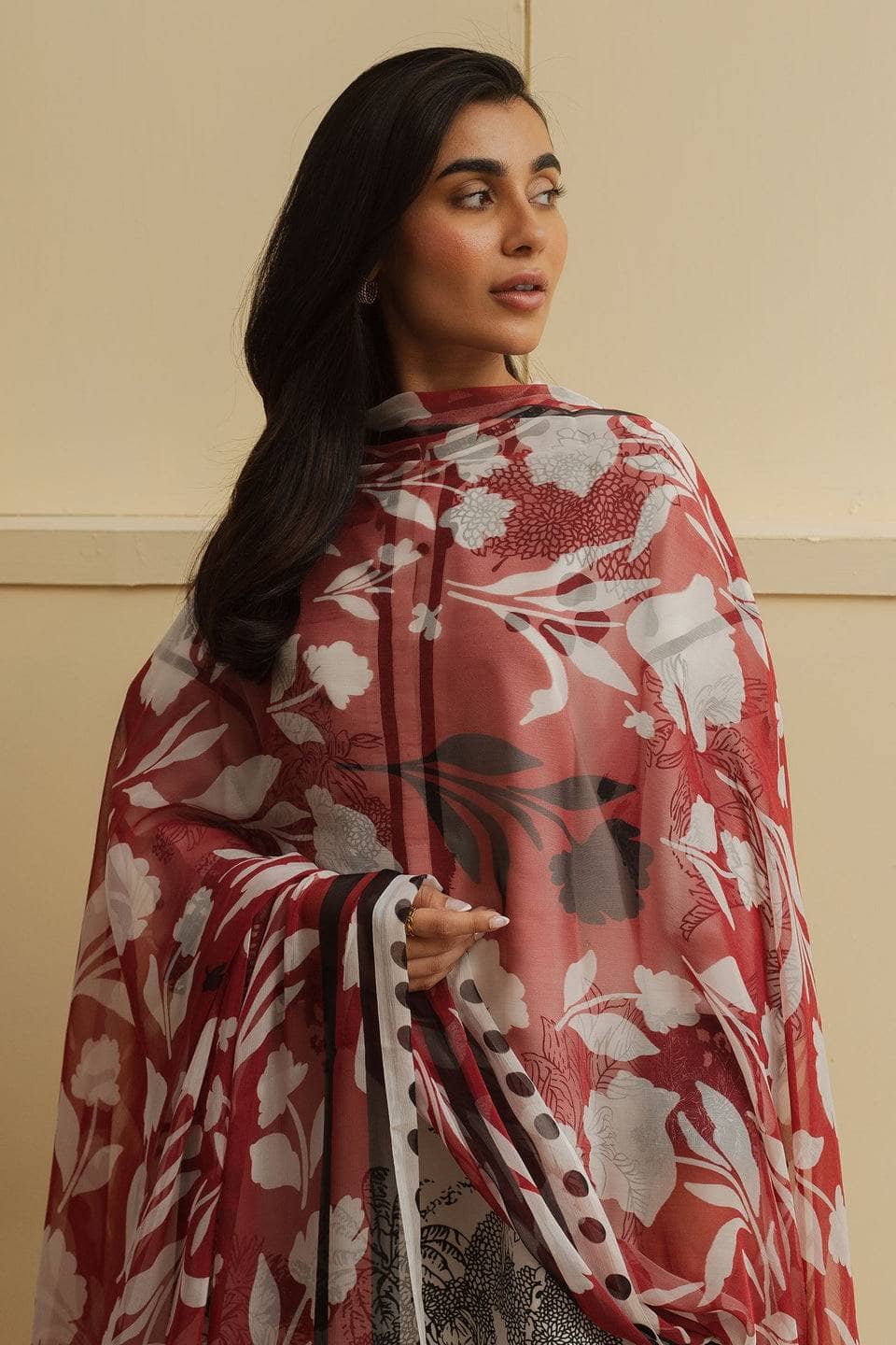 img_zara_shahjahan_coco_prints_awwal_boutique
